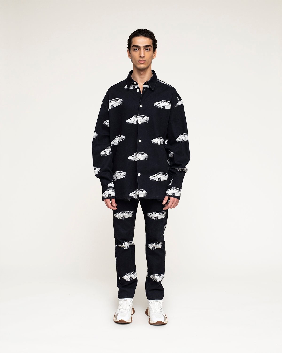 191209_comm_versace_-dnrxslbs